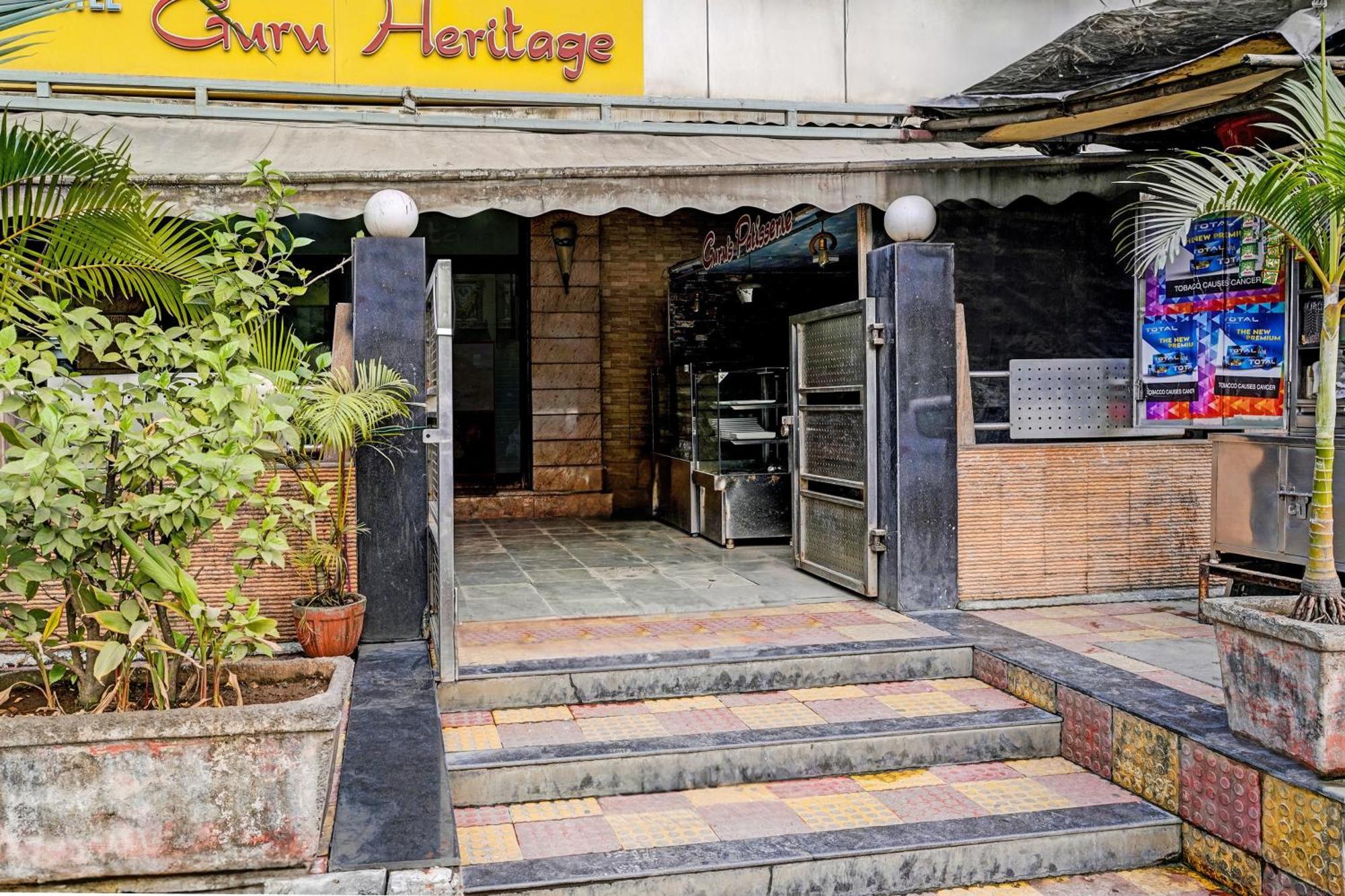 Collection O Guru Heritage Kalamboli نافي مومباي المظهر الخارجي الصورة